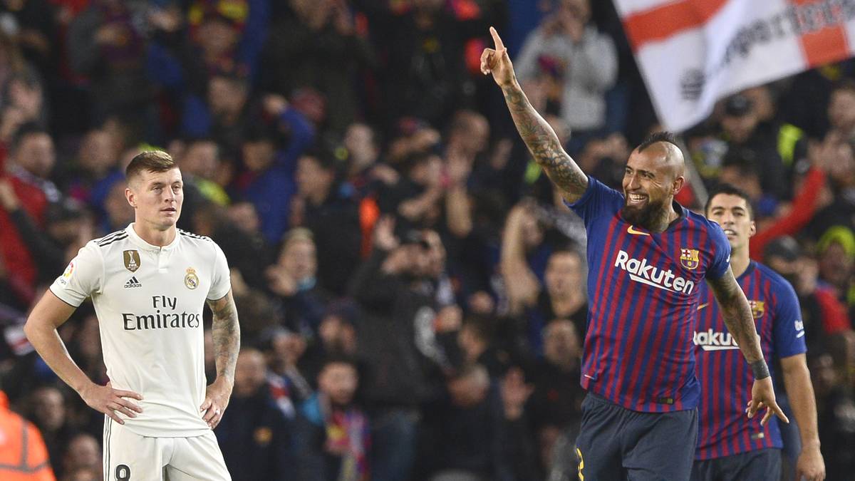 "Real bricht gegen Barca zusammen", schreibt die italienische "Gazzetta dello Sport"