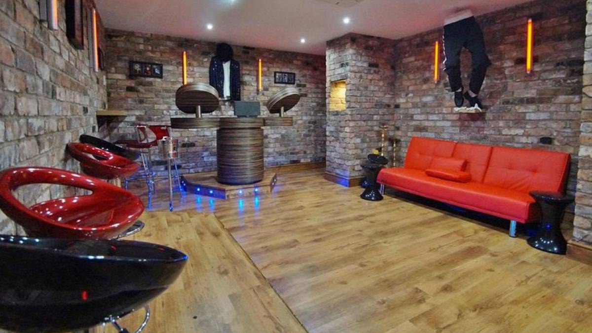 Auch für Partys gibt es ein eigenes Zimmer