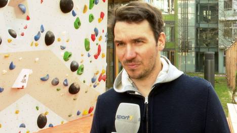 Immer wieder wird öffentlich über einen Boykott der WM 2022 in Katar diskutiert. Felix Neureuther erklärt im Interview mit SPORT1, wie er der Thematik gegenübersteht.