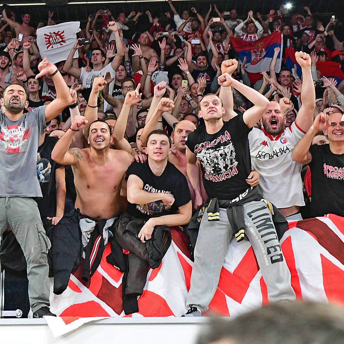 Fans von Roter Stern Belgrad richten Schaden bei Brose Bamberg an