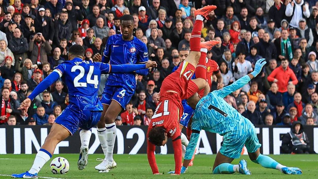 Dreifacher Elfer-Wirbel in Liverpool