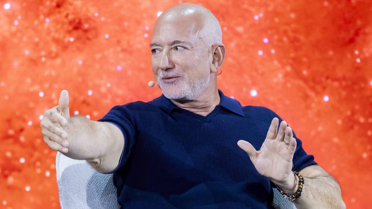 Steigt Jeff Bezos bei Liverpool ein?