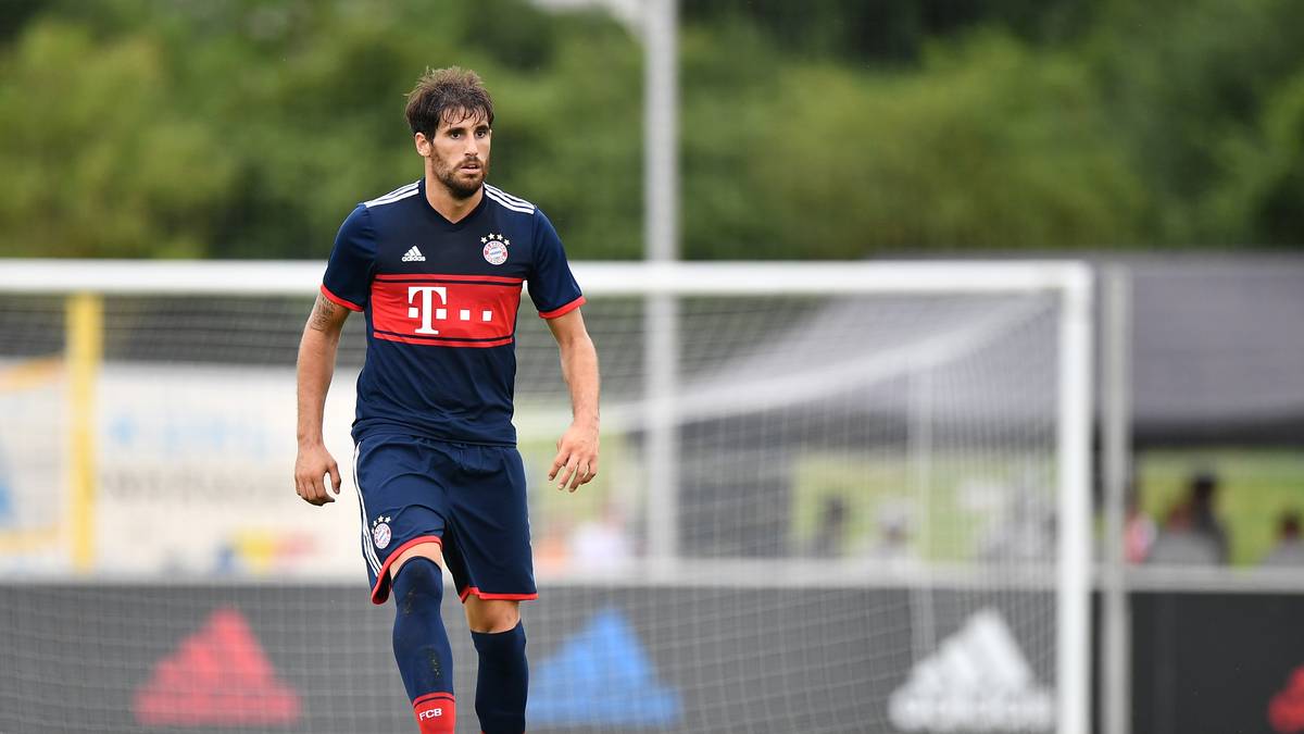 Das Auswärtstrikot der Münchner erinnert stark an das Heimtrikot der späten Neunziger