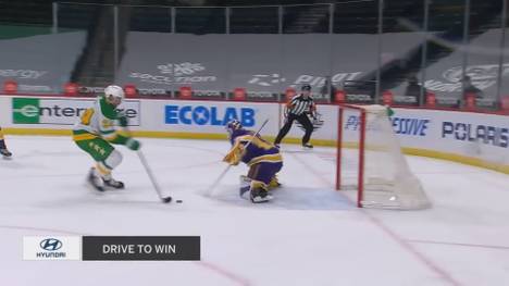 Sieg in buchstäblich allerletzter Sekunde: Matt Dumba von den Minnesota Wild wird gegen die L.A. Kings mit einem irren Buzzer Beater zum Helden.