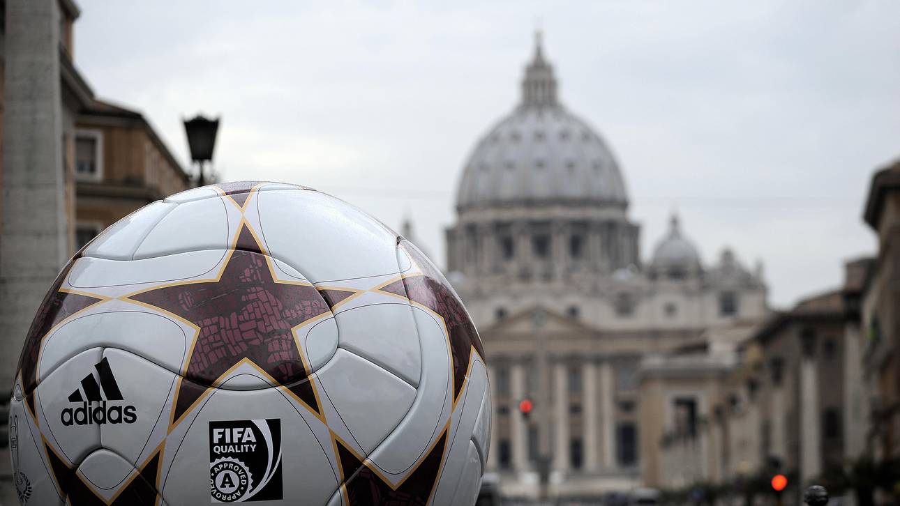 Frauen-Team des Vatikan vor Debüt