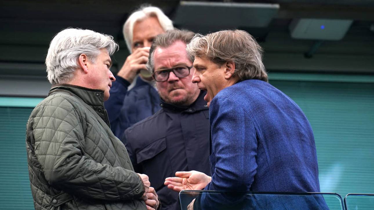 Chelsea-Boss von Fans bepöbelt