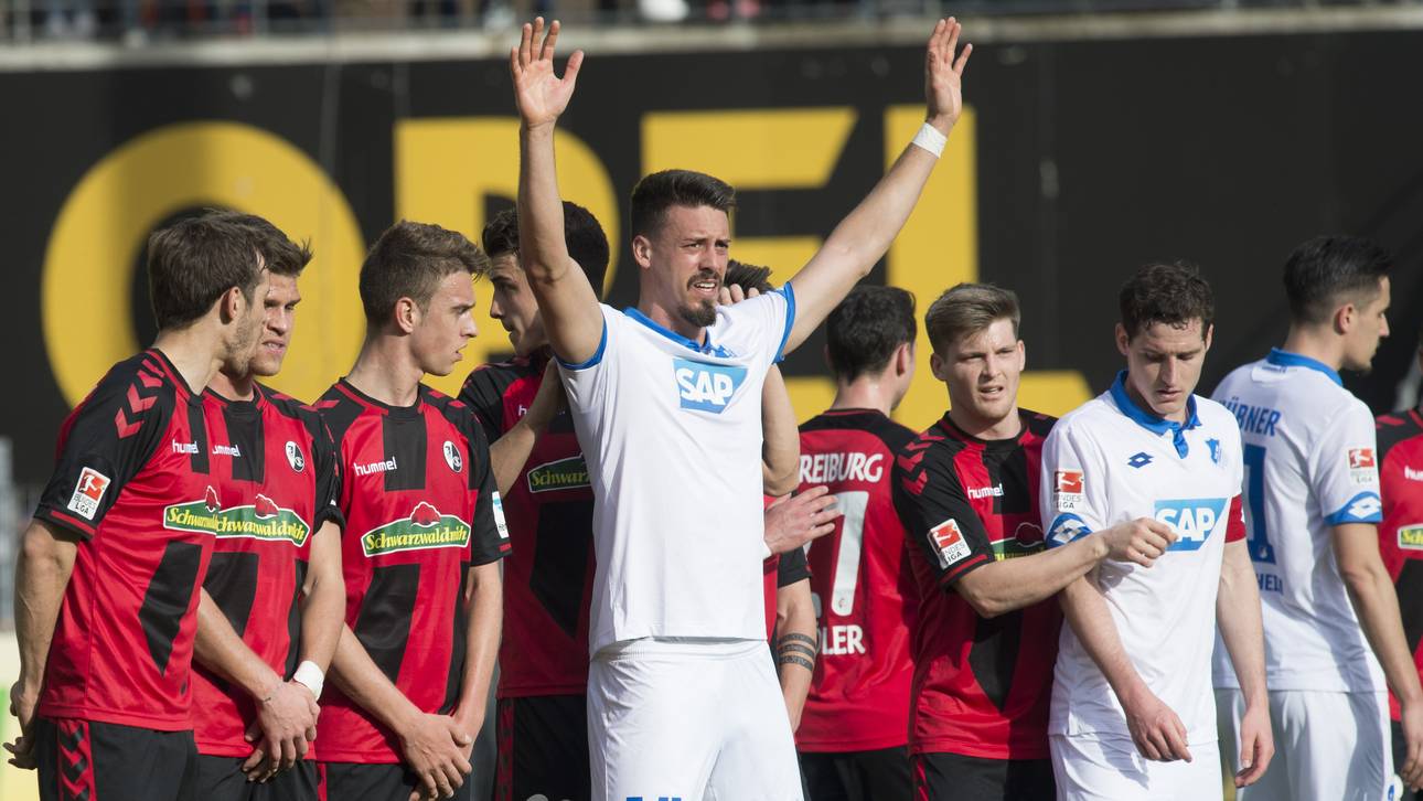 Pfostenglück rettet TSG in Freiburg