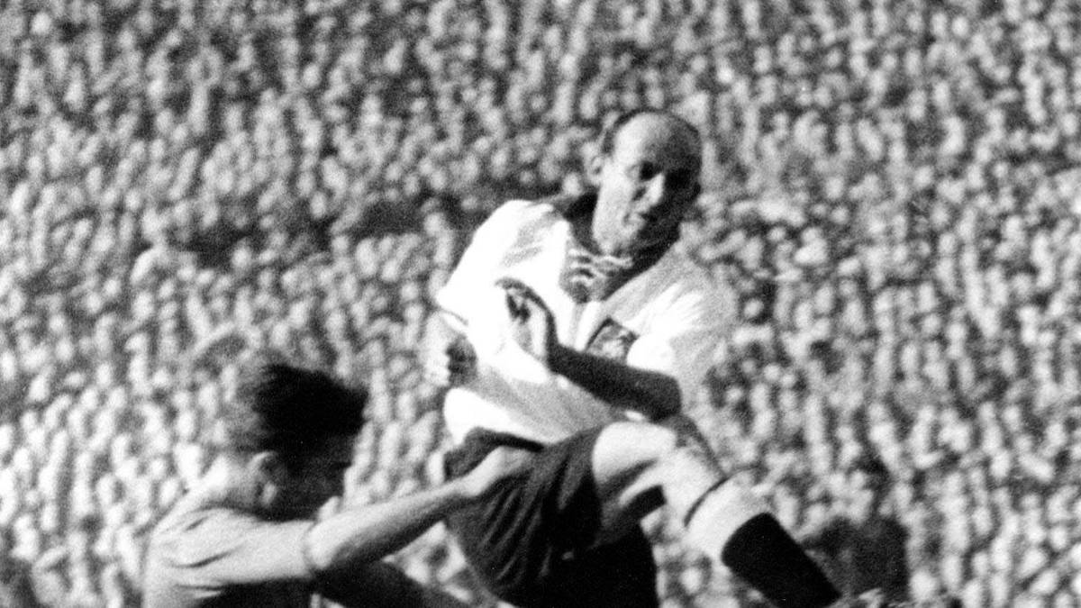 Platz 18: Edmund Conen (27 Tore in 28 Spielen)