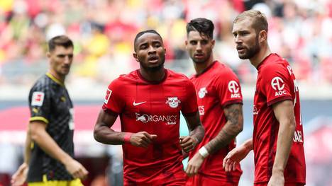 Konrad Laimer von RB Leipzig hat sich wohl für einen Wechsel zum FC Bayern München entschieden. Sein Vertrag bei den roten Bullen läuft im Sommer aus.