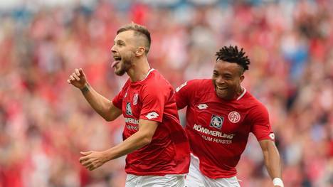 Mainz drehte gegen Augsburg in den Schlussminuten auf - die Bundesliga hatte es am Samstag in sich