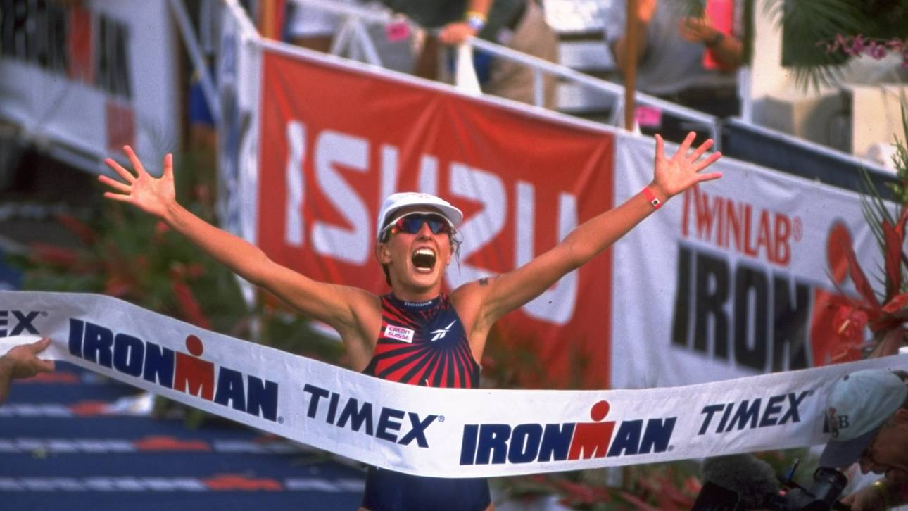 Natascha Badmann gewinnt 1998 ihren ersten von sechs Ironman