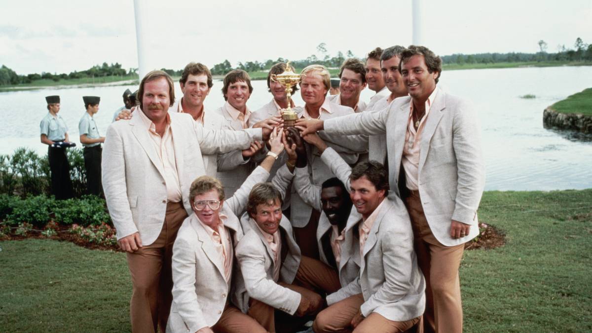 Ryder Cup 1983 Team USA mit der Trophäe