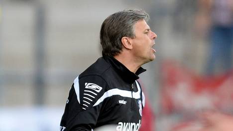Trainer Falko Götz ist mit dem FSV Frankfurt abstiegsgefährdet