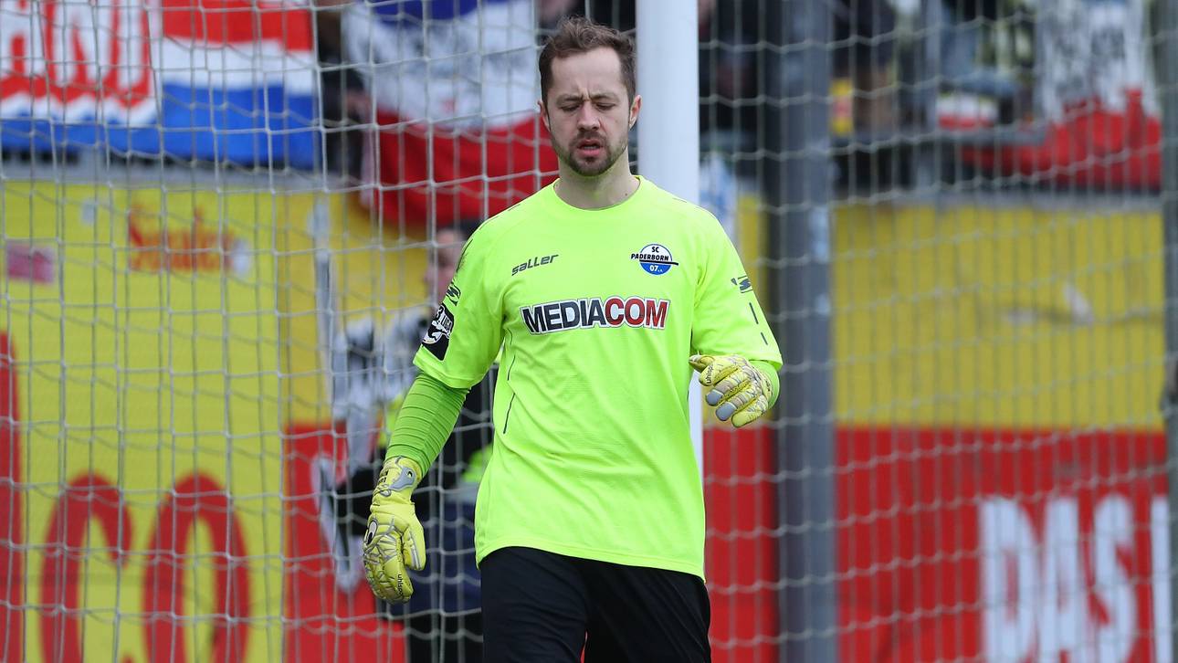 Paderborn verliert gegen neun Mann