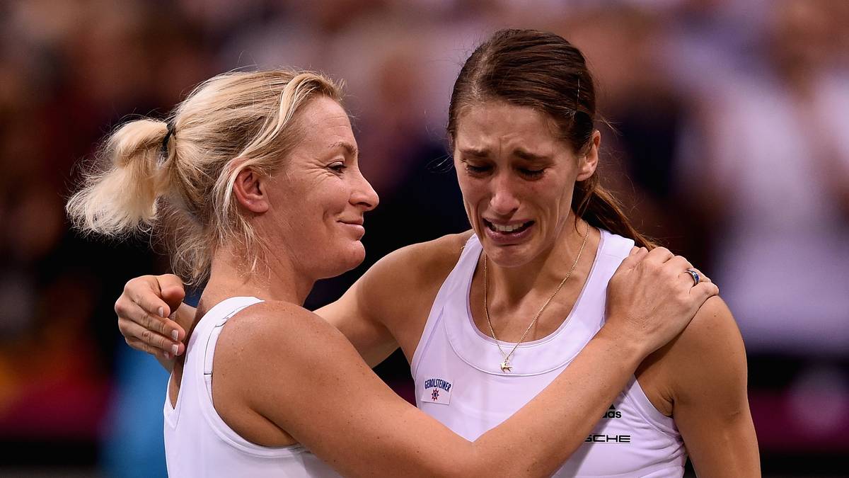 Es folgt jedoch Rückschlag auf Rückschlag: Bei Grand Slams kommt sie nicht über Runde 3 hinaus, es setzt reihenweise frühe Knockouts. Petkovic erwägt öffentlich ein Karriere-Ende, auch wegen Motivationsproblemen und familiär schwerer Zeiten