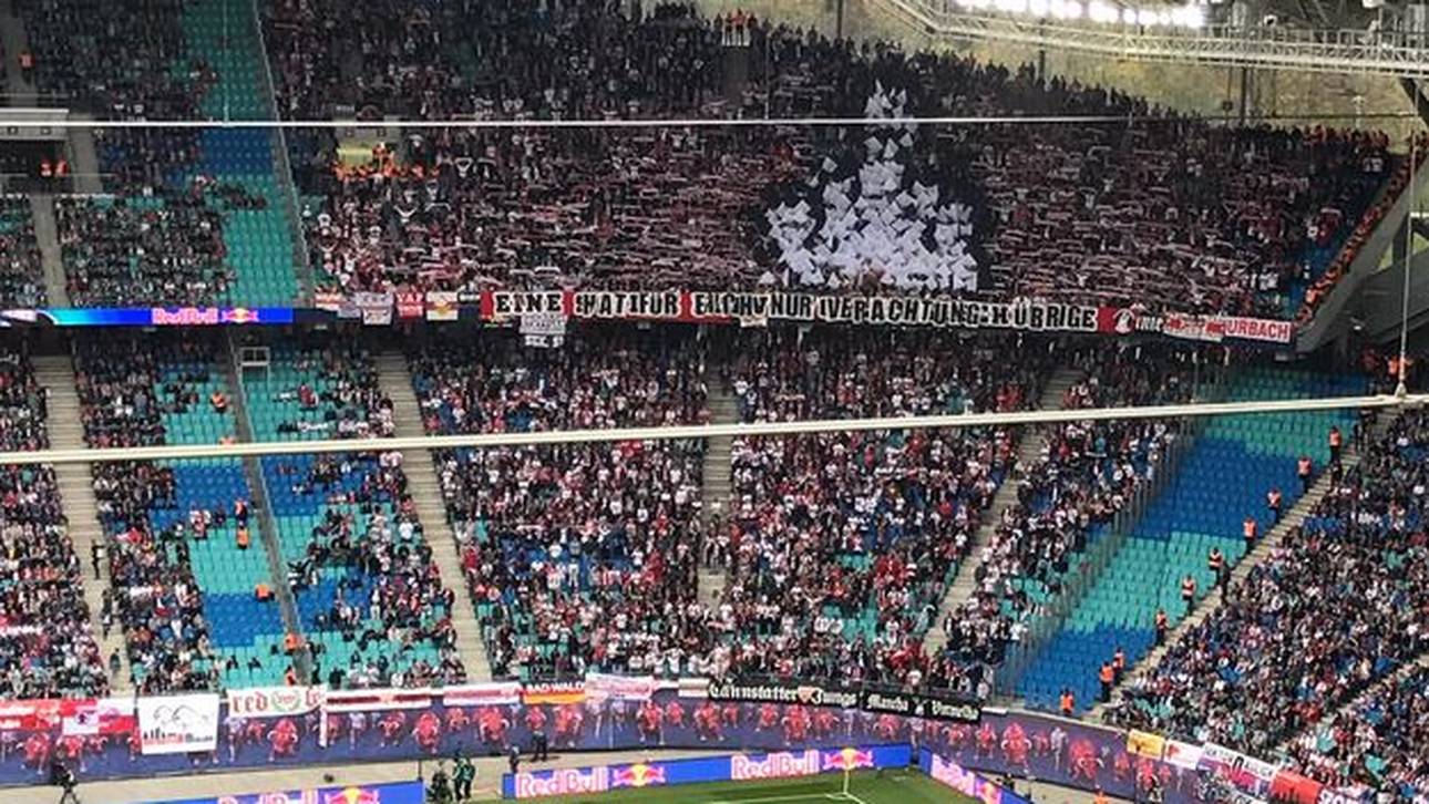 Stuttgart-Fans mit Choreo gegen RB