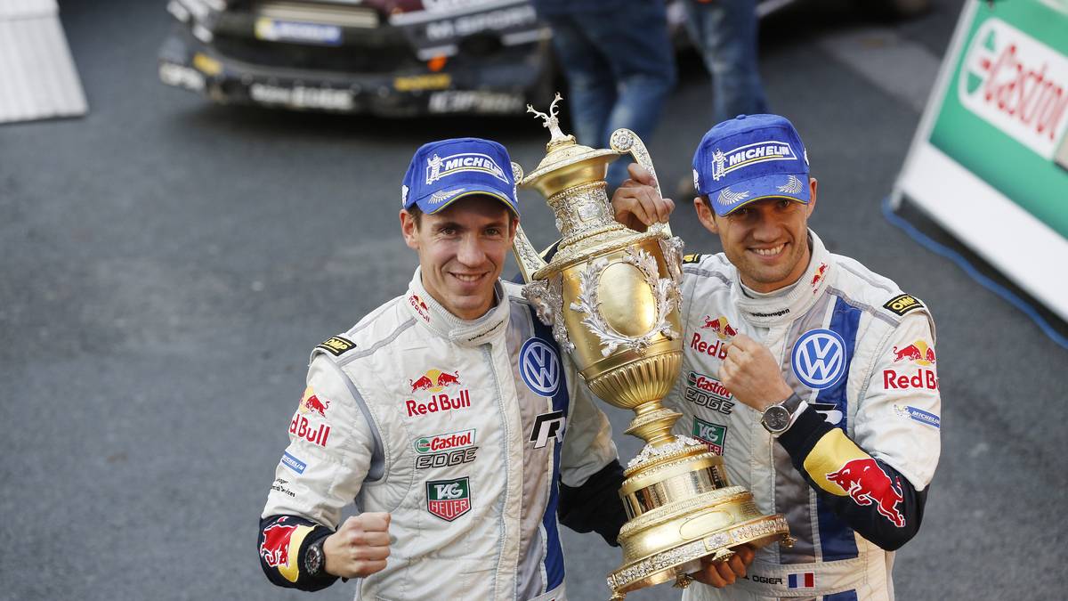 2013: Erster Sieg für Volkswagen in der FIA Rallye-Weltmeisterschaft. Sebastien Ogier gewinnt mit Julien Ingrassia den zweiten WM-Lauf in Schweden. Später holt das Duo die Titel in Fahrer- und Beifahrerwertung, Volkswagen wird Hersteller-Weltmeister