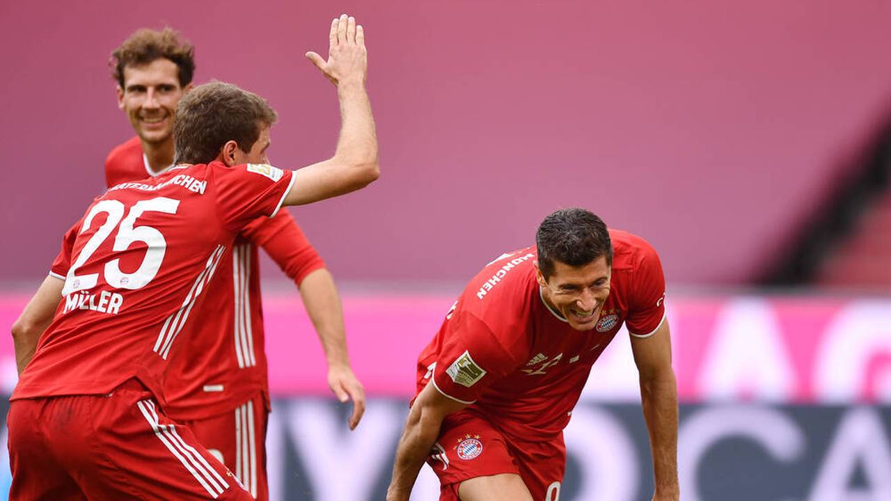 Newsflash: Thomas Müller lobt den Wandel von Robert Lewandowski beim FC Bayern