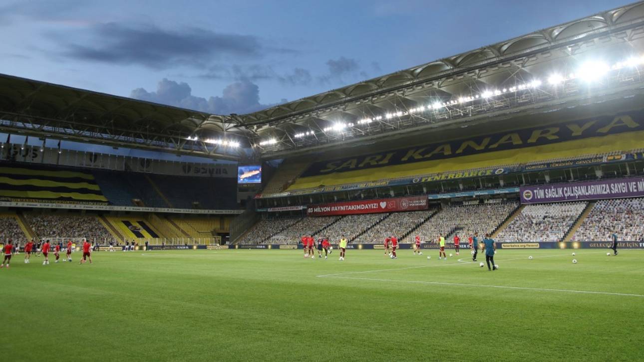 Wasyl Bodnar verurteilt Putin-Gesänge von Fenerbahce-Fans