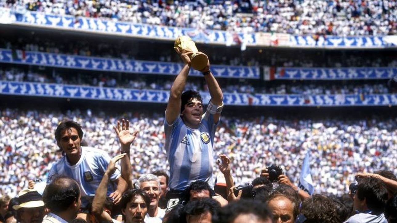 So adelt Beckenbauer Maradona