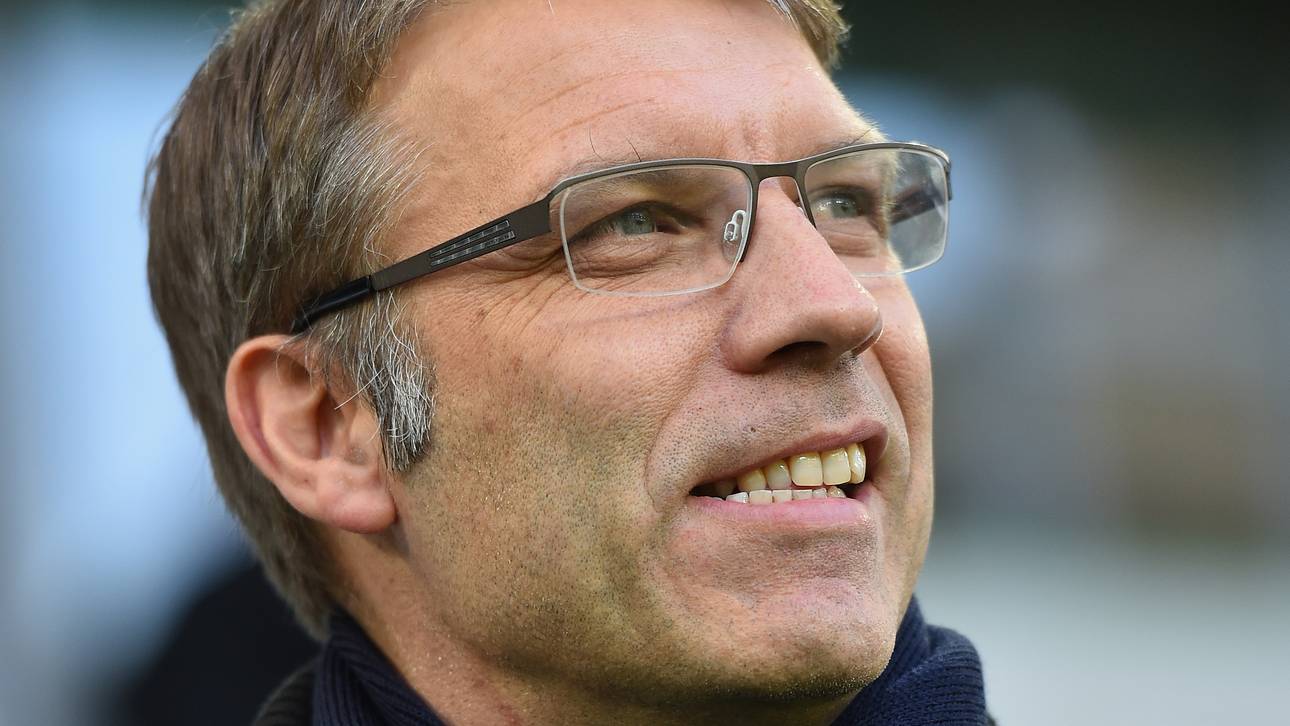 Knäbel setzt van der Vaart auf die Bank