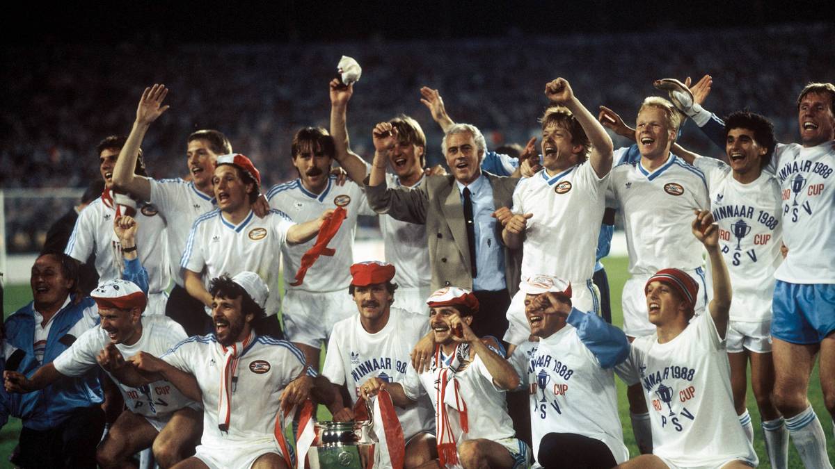 Auch die damalige PSV-Elf hatte zahlreiche Stars in ihren Reihen: Keeper Hans van Breukelen, Eric Gerets, Sören Lerby und Wim Kieft trugen unter anderem das PSV-Trikot. Auch Eindhoven gelang in jener Saison zudem der Gewinn der Meisterschaft und des nationalen Pokals  