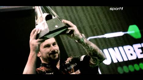 Vier Spieler - doch nur einer kann den Pokal der Premier League Darts gewinnen. In Berlin treffen sich die Top4 der bisherigen Saison und spielen den Sieger aus - SPORT1 überträgt live.
