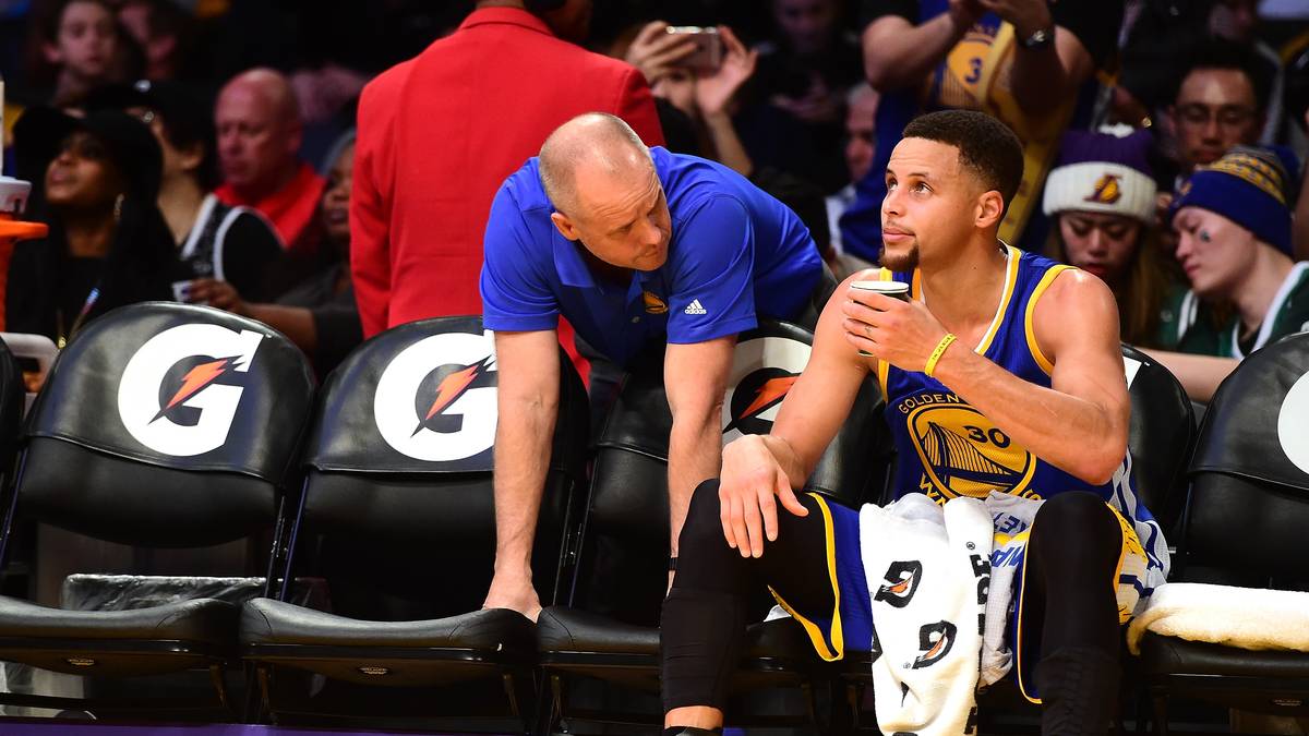 Sorge gibt es allerdings um Stephen Curry, der sich erneut am Bein verletzt
