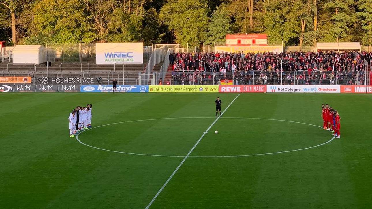 Nach Terror: FC mit Schweigeminute