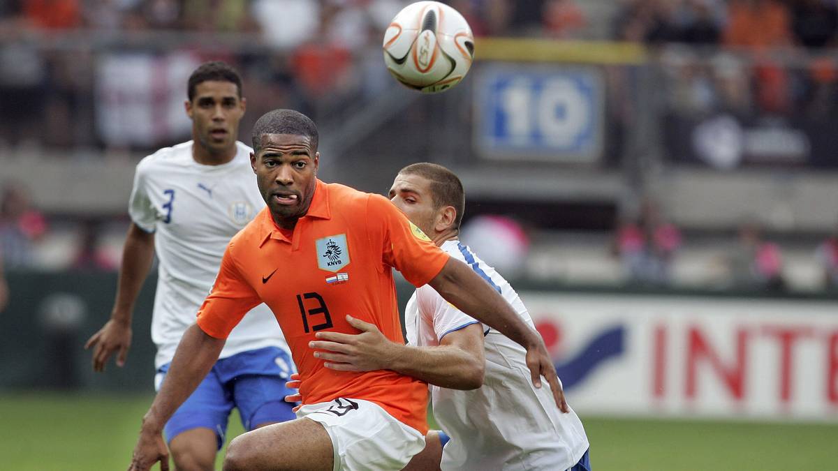 2007 - MACEO RIGTERS (Niederlande, 4 Tore): Ein Jahr später verteidigten die Niederländer ihren Titel, die Torjägerkanone sicherte sich diesmal Rigters. Eine große Karriere blieb ihm jedoch verwehrt, über Stationen wie NAC Breda und die Blackburn Rovers kam er nicht hinaus