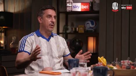 Im Podcast "The Stick to Football" betonen Gary Neville, Ian Wright und Roy Keane, dass Harry Kane trotz Jude Bellinghams herausragender Leistungen weiterhin als verlässlicher Weltklassespieler gilt, während Bellingham sich mit seiner Präsenz und Reife zunehmend auf dieses Niveau entwickelt.