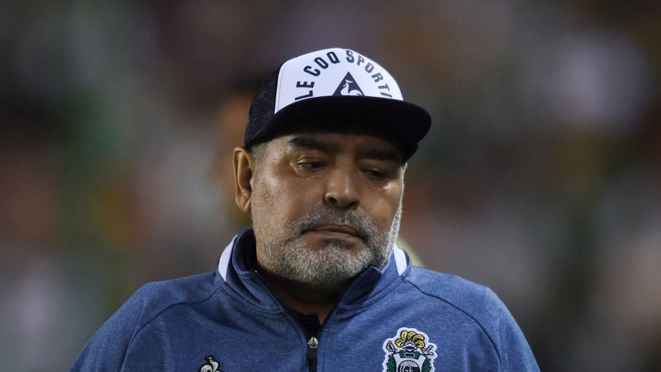 Maradona: „Sieht weniger als Bocelli“