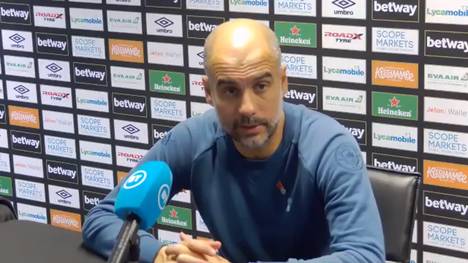 Pep Guardiola legt mit Manchester City den schlechtesten Saisonstart seiner Trainerkarriere hin. Der Coach hat eine Idee, woran das liegen könnte.