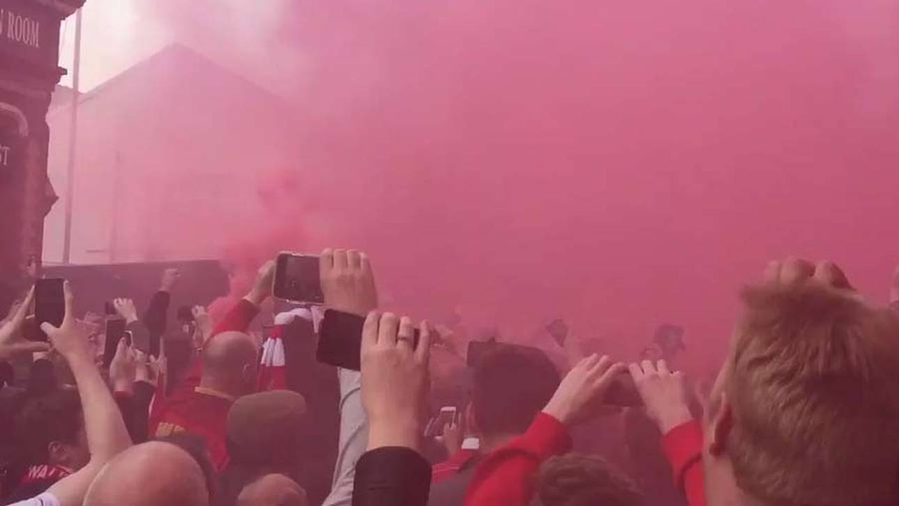 Fans bereiten Reds Gänsehaut-Empfang