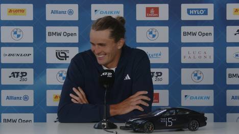 Auf der Pressekonferenz der BMW Open sorgt Alexander Zverev mit dieser Aussage für einen Lacher.
