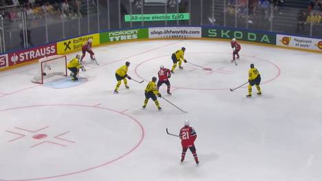 Schweden trifft bei der Eishockey-WM im Skandinavien-Duell auf Norwegen. Das schwedische Team ist als elfmaliger Weltmeister favorisiert – doch die Partie nimmt einen überraschenden Ausgang.