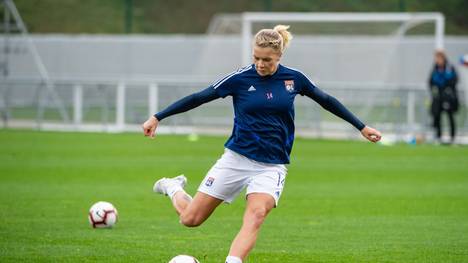 LYON, FRANCE - OCTOBER 30: #14 Ada Hegerberg of Olympique Lyonnais warms up prior the UEFA Women's Champions League round of 16 match between Olympique Lyon and Fortuna Hjorring at on October 30, 2019 in Lyon, France. (Photo by Monika Majer/Getty Images)