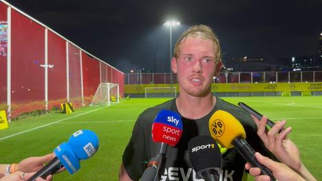 Borussia Dortmund hat einen neuen Trainer. Julian Brandt spricht über den Wechsel von Edin Terzic zu Nuri Sahin.