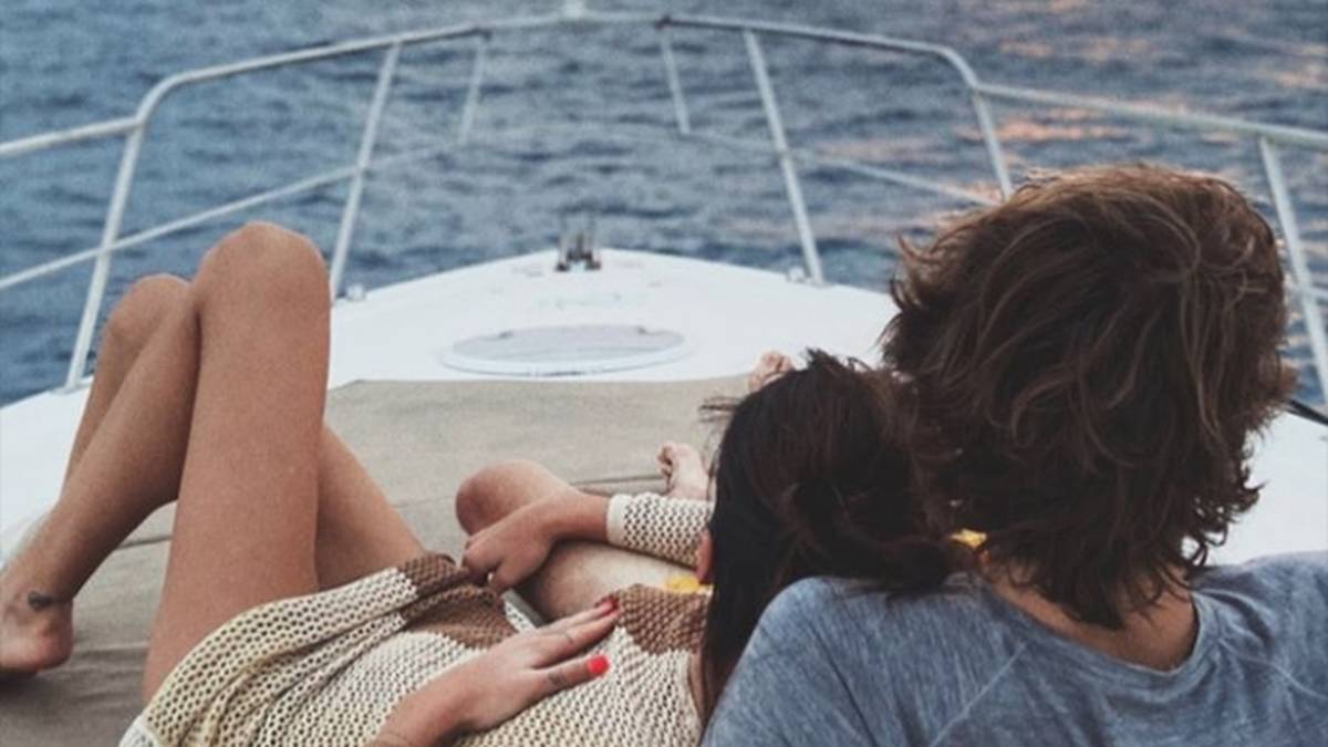 Zverev selbst hat seine Saison nach den ATP Finals beendet und verzichtete auf den Davis Cup. Stattdessen reiste er für Show-Matches mit Roger Federer um die Welt, was für einen Zuschauer-Weltrekord sorgte. In der Vorbereitung auf das neue Jahr dürfte auch die Liebe nicht zu kurz kommen. SPORT1 stellt das Model vor