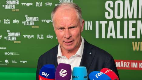 Stefan Reuter, Weltmeister von 1990, schätzt die deutschen Chancen bei der WM 2026 ein und spricht dabei auch über Bundestrainer Julian Nagelsmann. Der Film "Ein Sommer in Italien - WM 1990" läuft ab 19. März im Kino