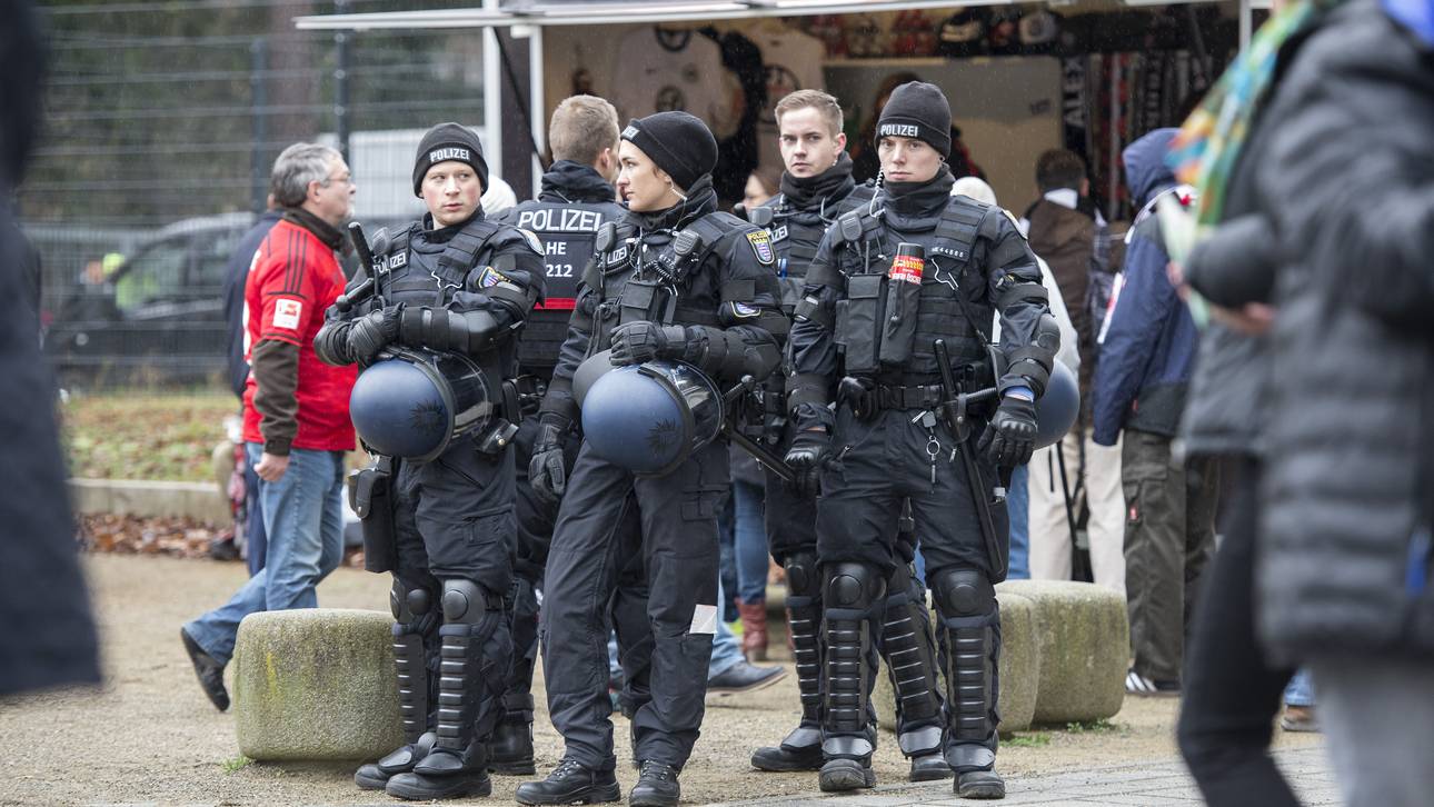 Hooligan-Prügelei in Frankfurt