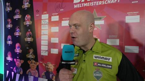 Vor seinem ersten Spiel bei der WM erzählt Michael Van Gerwen wie es ist im Ally Pally aufzulaufen, seine neuen Darts und den Jahresabschluss mit der WM.