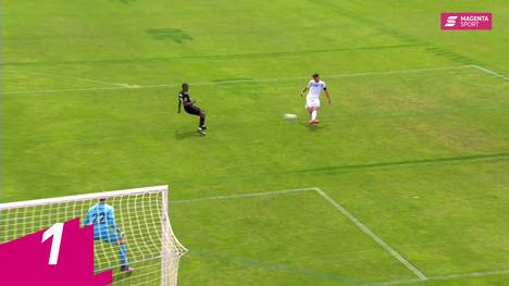 In der 3. Liga rollt der Ball schon wieder und gleich am ersten Spieltag knallte es schon richtig. Hier gibt es die besten Szenen des 1. Spieltages.