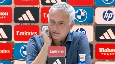 Yan Diomande muss sich in den ersten Wochen bei Real Madrid zunächst mit der Rolle des Edeljokers begnügen. Trainer Jose Mourinho erklärt, dass er sich nicht vom hohen Preisschild des Youngsters beeinflussen lassen dürfen.