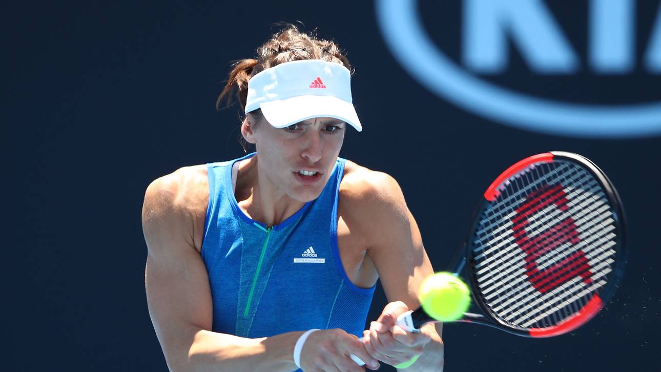 Petkovic siegt und fordert Kerber