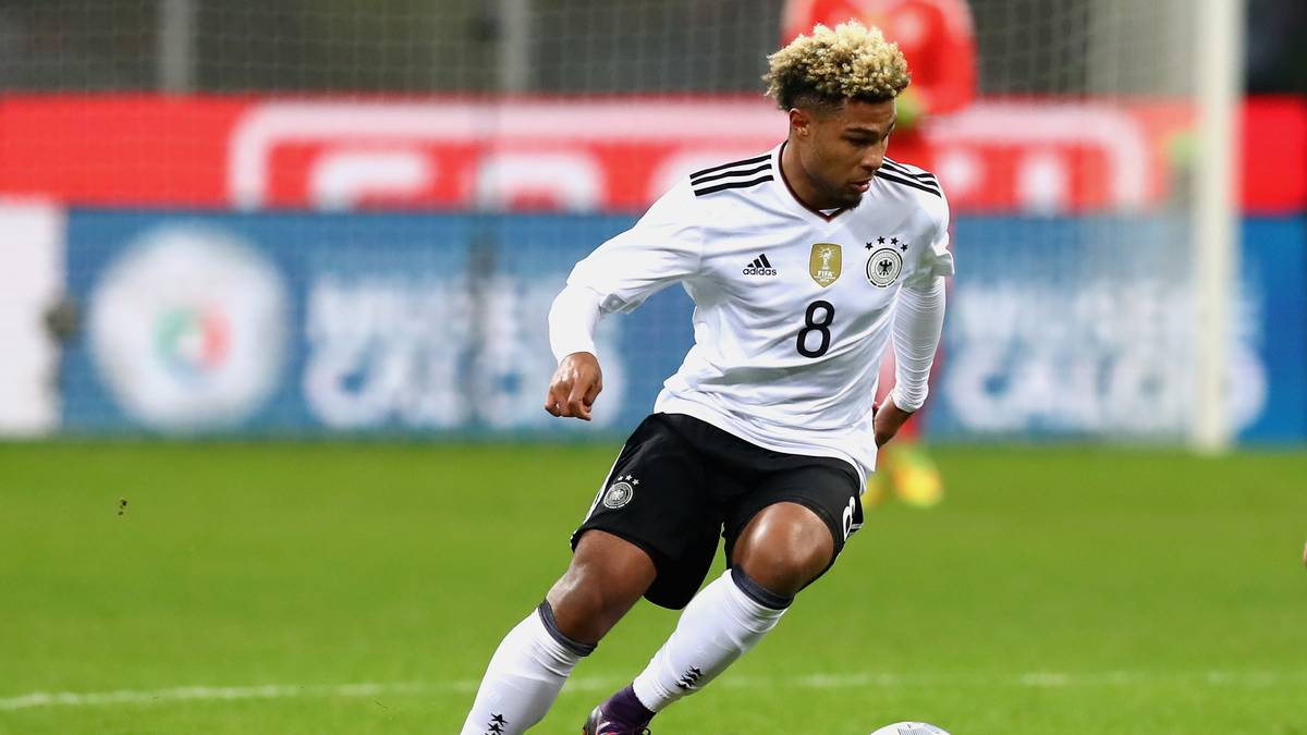 SERGE GNABRY (Nr. 11, Werder Bremen, künftig FC Bayern München) - 10/3, 2 A-Länderspiele (3 Tore)