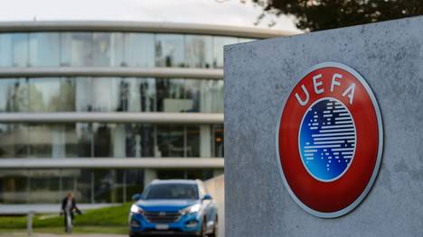 Das Transferbeben im Sommer hat bei der UEFA offenbar Alarmstimmung aufkommen lassen
