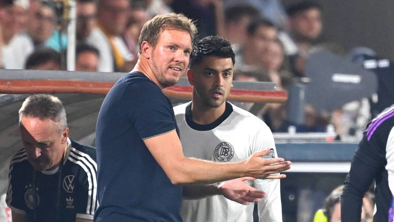 Amiri mit Bundestrainer Nagelsmann