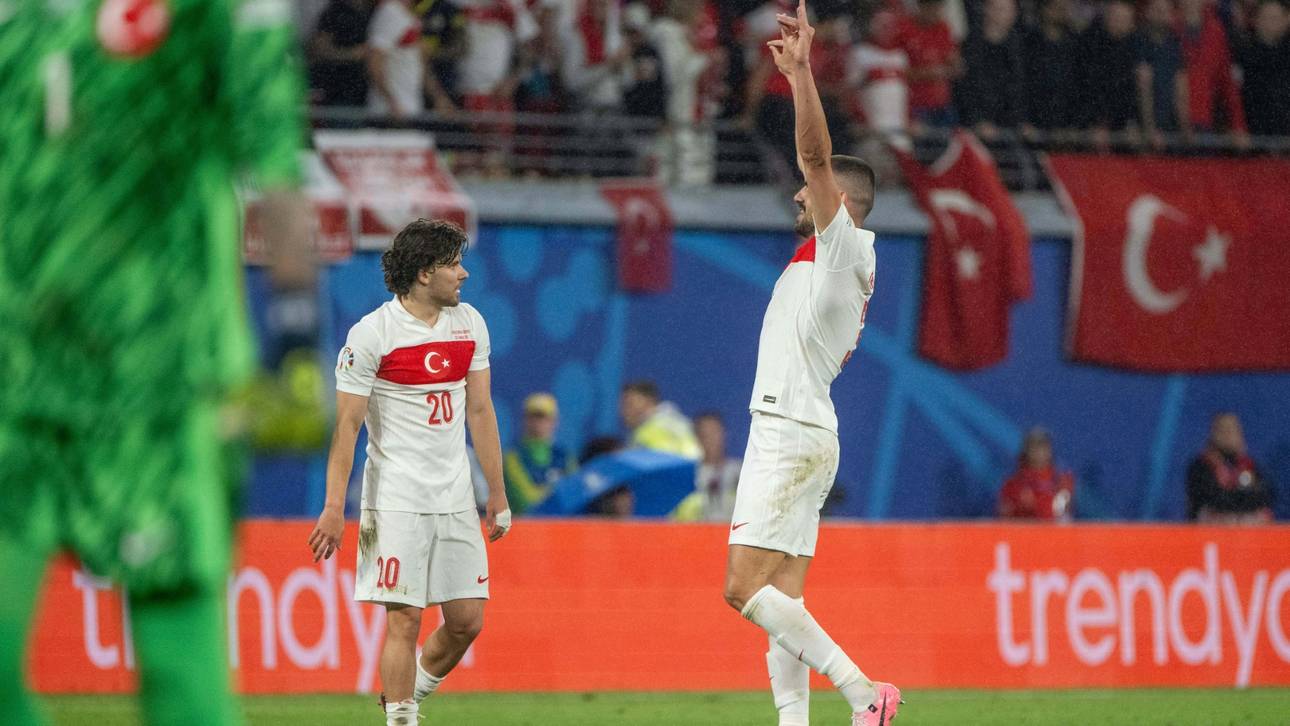 Eklat: Druck auf Türkei-Star steigt