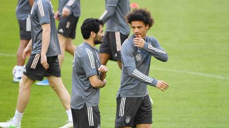 Ilkay Gündogan (l.) und Leroy Sané (r.) kennen sich bestens aus der Zeit bei Manchester City